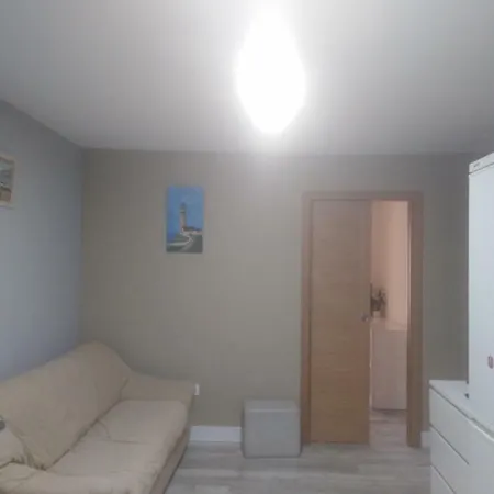 Av. Lugo, 79b Apartamento *